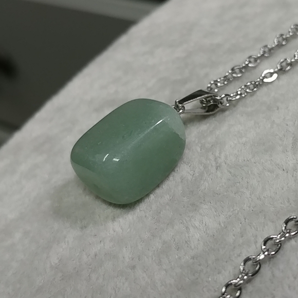 Green Aventurine Necklace Natural Gemstone Crystal Pendant Stainless-Steel Chain - Picture 11 of 13